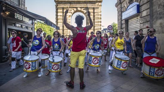 Participer à la Fête de la musique à Bordeaux le 21 juin