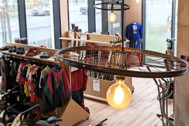 Boutique de vêtements de seconde main