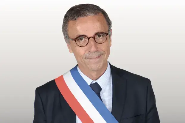 Portrait de Pierre Hurmic