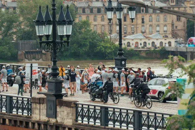 Flamme olympique Carrousel - 23 mai 2024