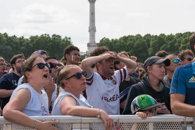 Fans UBB aux Quinconces
