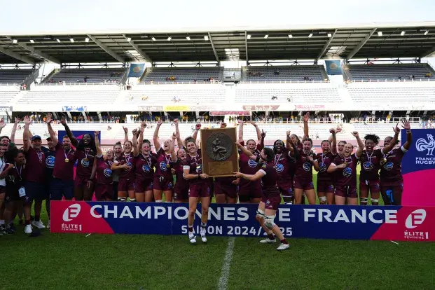 Les Bordelaises ont soulevé leur troisième bouclier consécutif de championnes de France.
