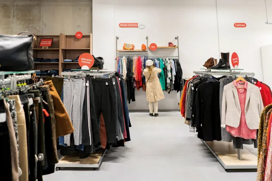 Boutique de vêtements de seconde main