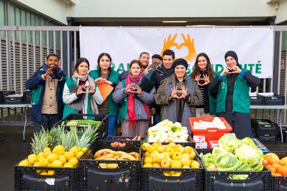 Association Graines de solidarité sur la place des Capucins