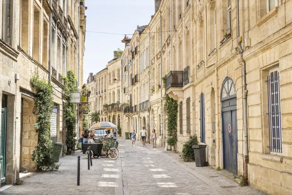 Photo de la rue du Couvent végétalisée
