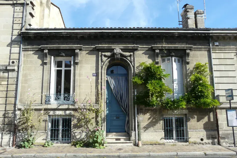 Echoppe bordelaise végétalisée