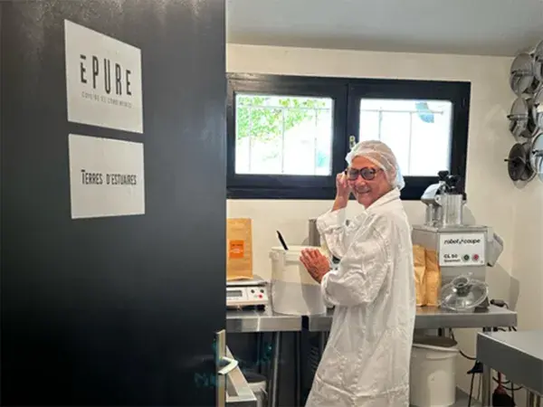 Photo de Sophie Déjoué membre d'Epure, producteur de bouillons et assaisonnement)
