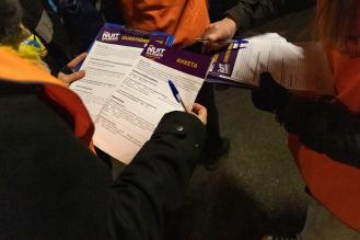 Photo de questionnaires de la Nuit de la solidarité