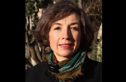 Capture d'écran de la vidéo de Claudine Bichet pour les 50 ans du droit à l'avortement en France 